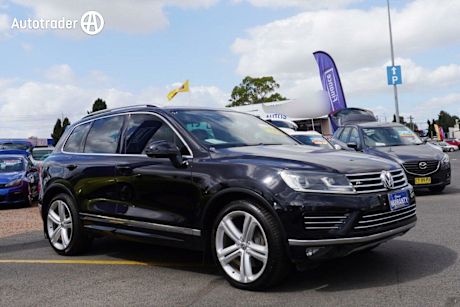 Black 2015 Volkswagen Touareg Wagon V8 TDI R-Line