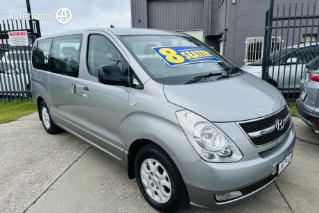 Grey 2010 Hyundai Imax Wagon