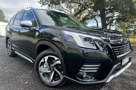 Black 2023 Subaru Forester Wagon 2.5I-S (awd)