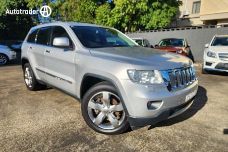 Silver 2012 Jeep Grand Cherokee Wagon Limited (4X4)