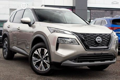 Silver 2023 Nissan X-Trail Wagon ST-L (4WD) E-Power (hybrid)