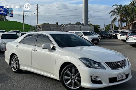 White 2008 Toyota Crown Sedan ATHLETE
