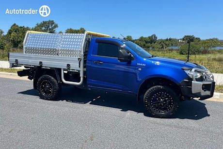 Blue 2022 Isuzu D-MAX Cab Chassis Sx (4X4)