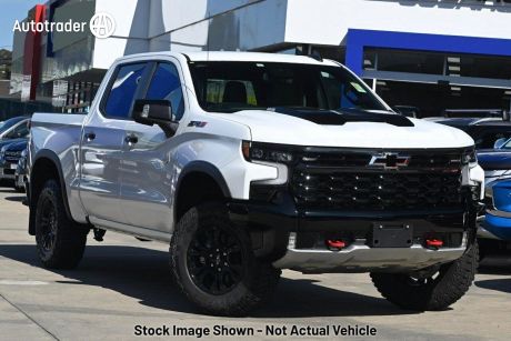 White 2024 Chevrolet Silverado Crew Cab Pickup 1500 ZR2