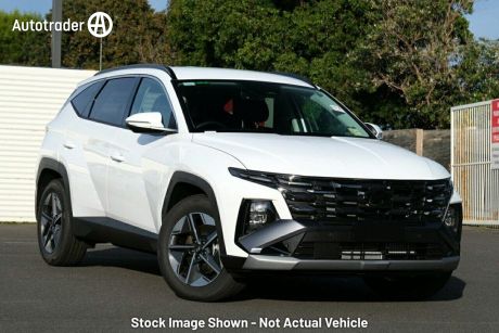 White 2024 Hyundai Tucson Wagon Elite (fwd)