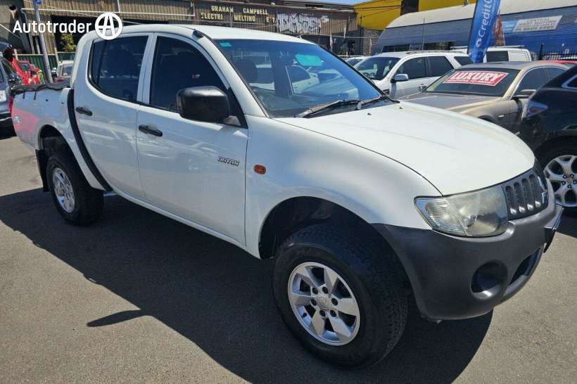 White 2009 Mitsubishi Triton Double Cab Utility GLX