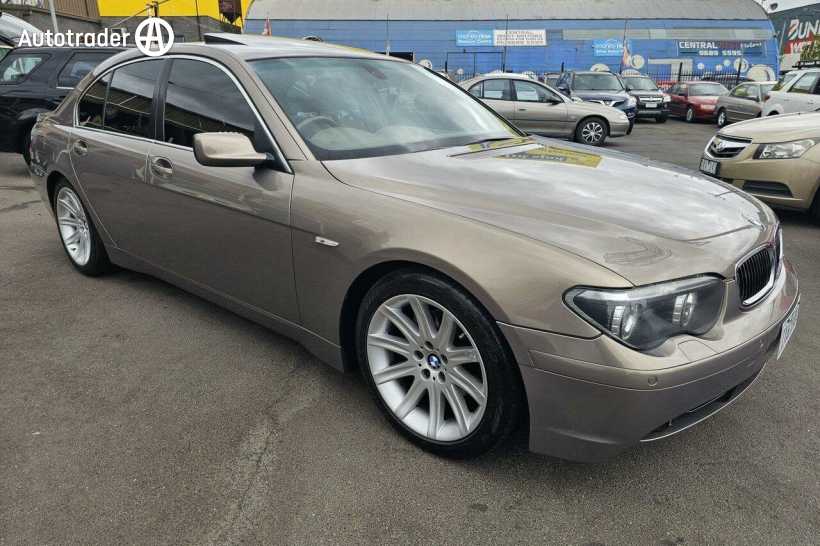 Gold 2003 BMW 735I Sedan