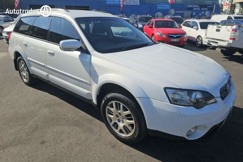 White 2004 Subaru Outback Wagon 3.0R