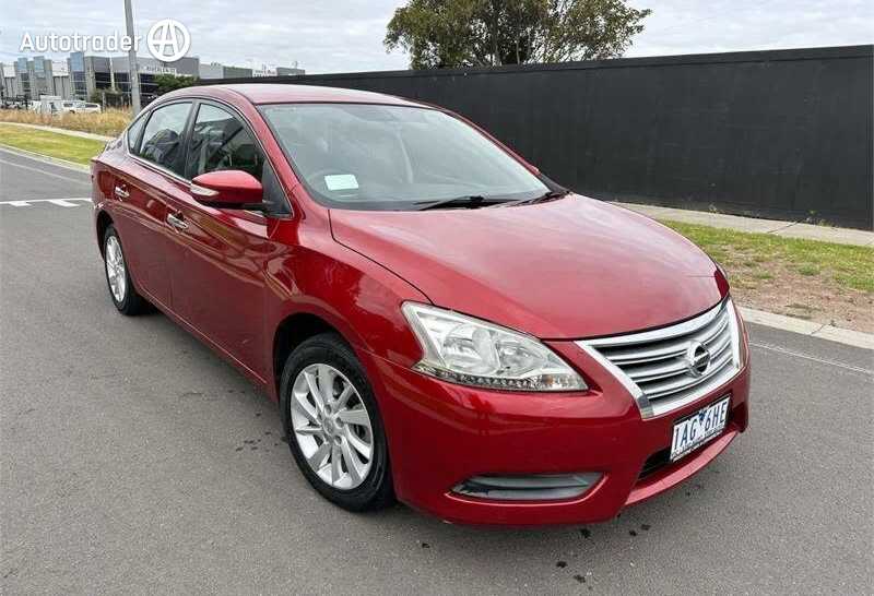Red 2013 Nissan Pulsar Sedan ST