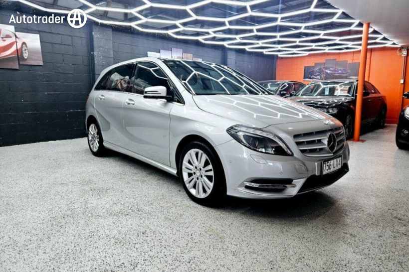 Silver 2013 Mercedes-Benz B200 Hatch CDI BLUEEFFICIENCY