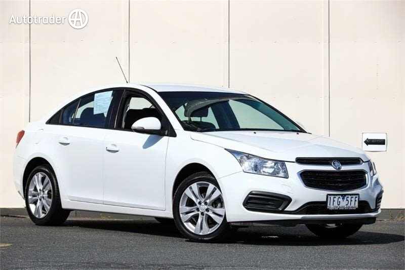 White 2015 Holden Cruze Sedan Equipe