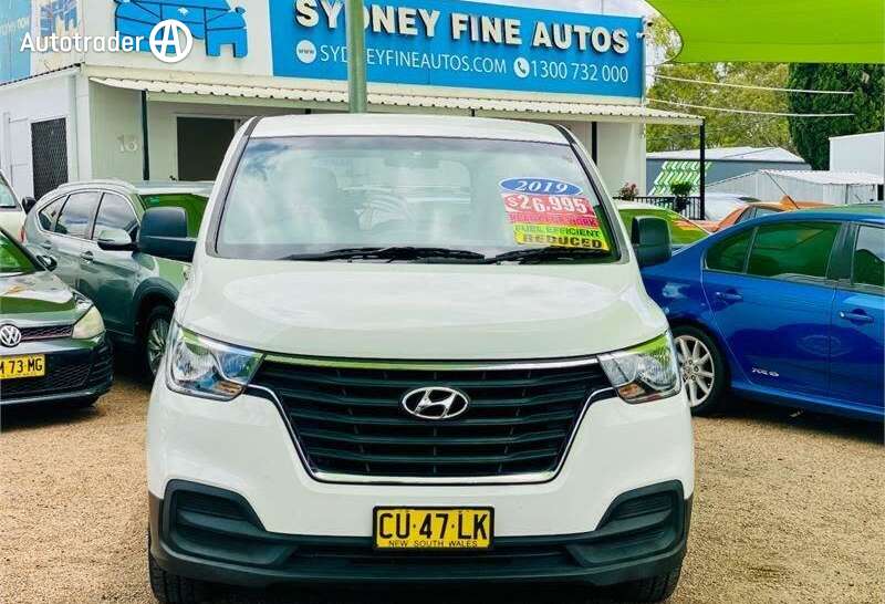 White 2019 Hyundai Iload Van 3S Liftback