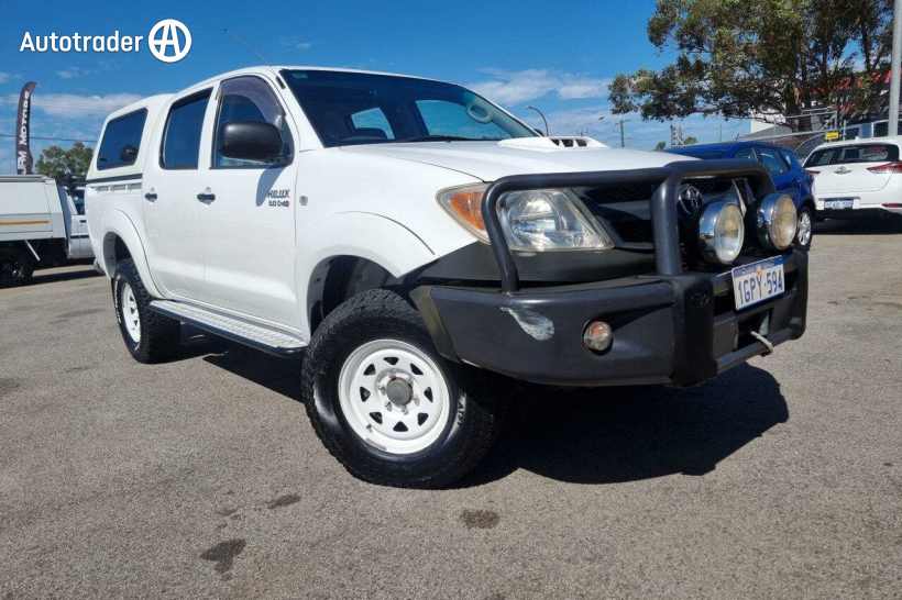 White 2006 Toyota Hilux Ute Tray SR (4x4) KUN26R