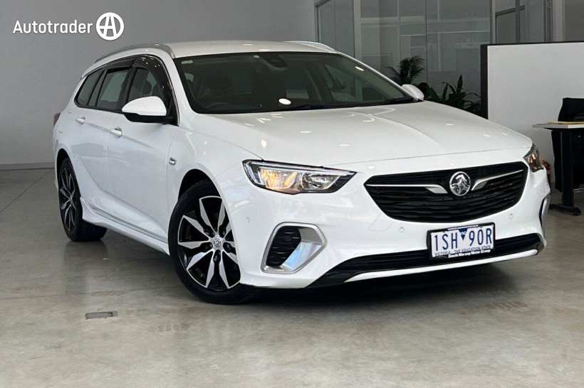 White 2018 Holden Commodore Sportswagon RS