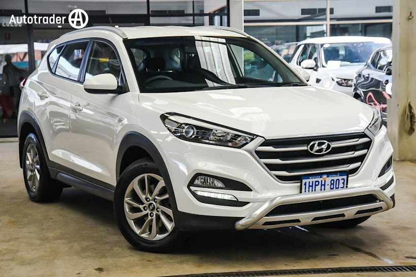 White 2017 Hyundai Tucson Wagon Active R-Series (fwd)