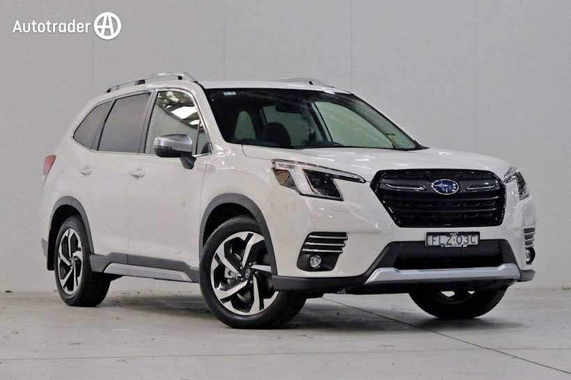 White 2024 Subaru Forester Wagon 2.5I-S (awd)