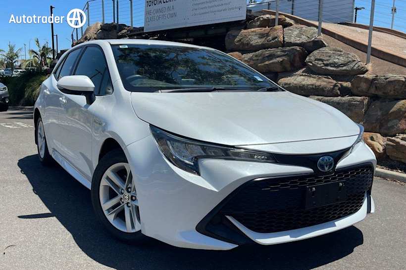 White 2022 Toyota Corolla Hatchback Ascent Sport Hybrid