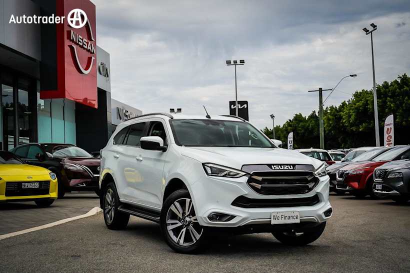 White 2023 Isuzu MU-X Wagon LS-T (4X4)