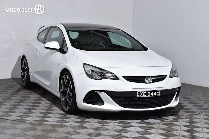 White 2015 Holden Astra Hatchback VXR